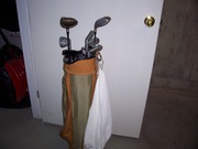 Knight golf clubs with bag